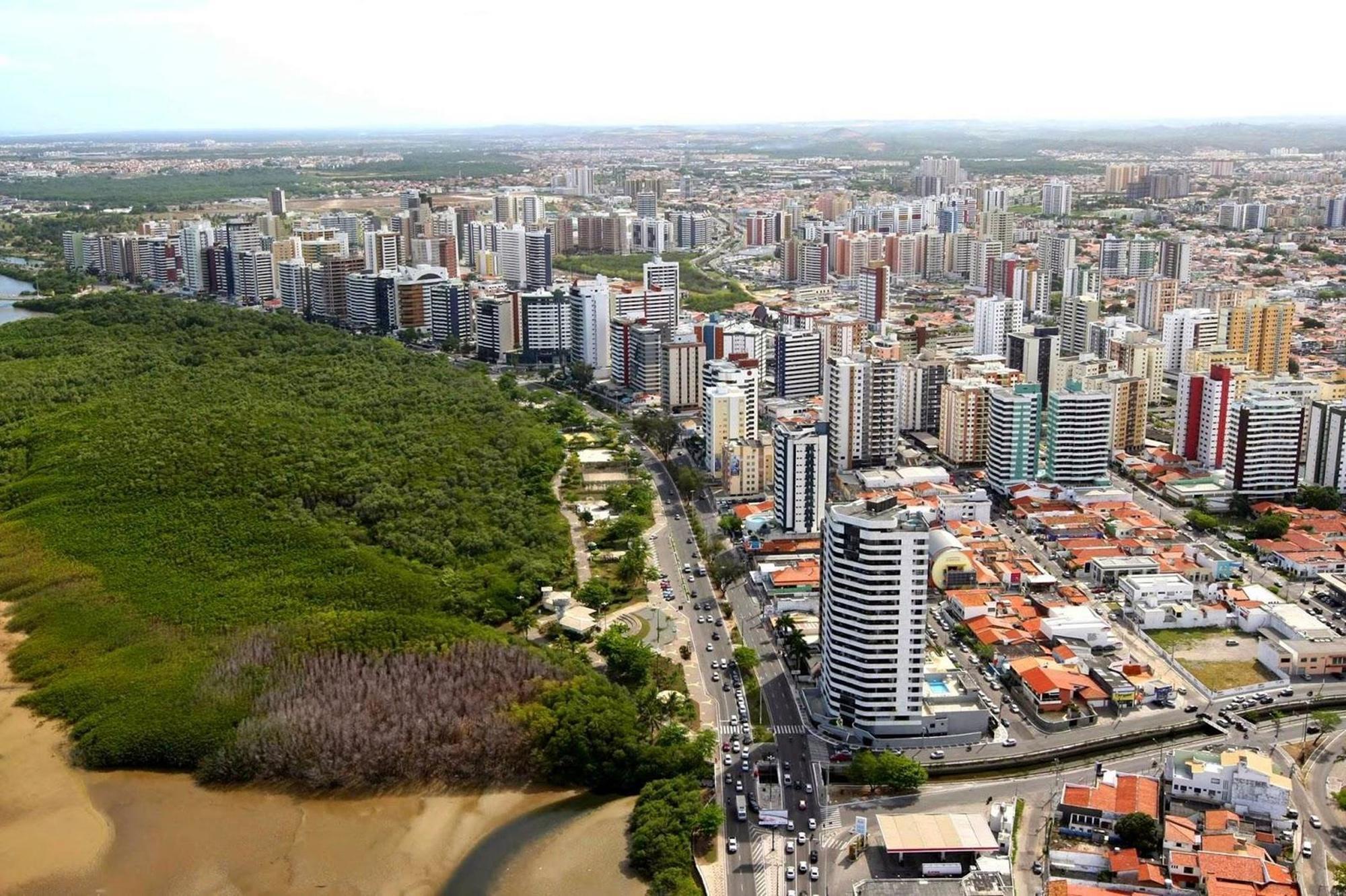 OYO Alto Da Praia Hotel Aracaju Esterno foto